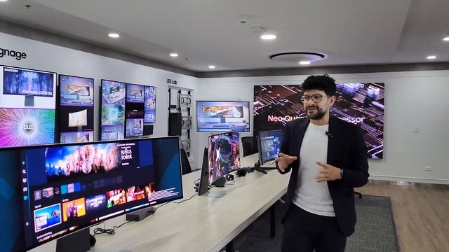 Odyssey OLED G9 G95SC (Review) - PRIMER MONITOR CURVO DUAL QHD!! смотреть онлайн