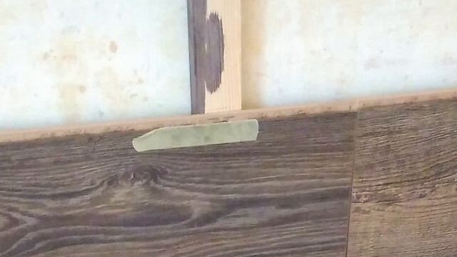 Дерев'яна стінка з ламінату своїми руками! Оздоблення стіни ламінатом. Дерево на стіні. Handmade DI