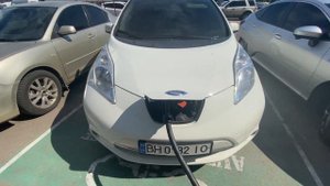 Nissan Leaf быстрая зарядка Chademo, самая быстрая Chademo в Одессе 100 Ампер