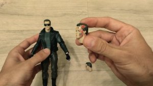 ОБЗОР ФИГУРКИ - NECA ULTIMATE TERMINATOR (POLICE STATION)