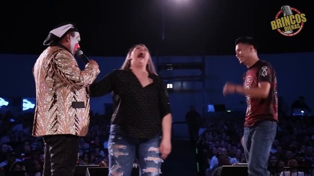 BRINCOS EN LA ARENA TRIPLE A (ARENA THEATRE) смотреть онлайн