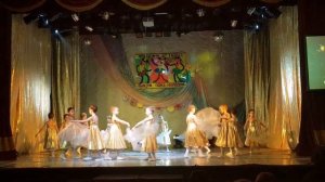 ТАНЕЦ ЗОЛОТЫЕ РЫБКИ