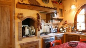 Недвижимость в Италии.  Новая вилла с бассейном и видом на море в Тоскане 121