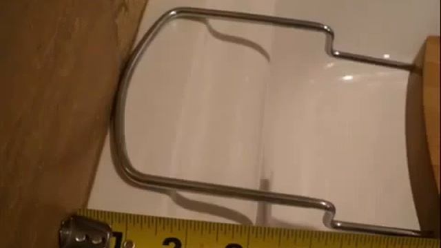 Столик для ванной подставка для планшета, бокала и чтения книг смотреть онлайн