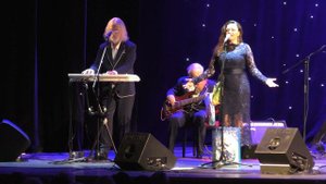 ВИА Поющие гитары  Люблю  Милена Вавилова #ПоющиеГитары #ЕвгенийБроневицкий #Милена Вавилова