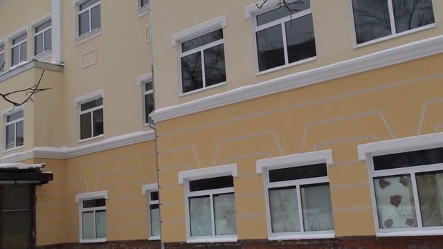 Фасады утеплили пенопластом, русты нарезали рустовкой, декоры нарезали из пенопласта, Ceresit смотреть онлайн