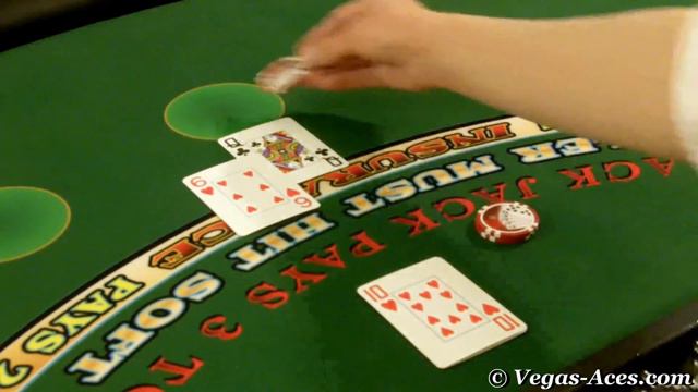 Blackjack Dealer Tips: What If Your Player Surrenders Their Hand? - 35 смотреть онлайн