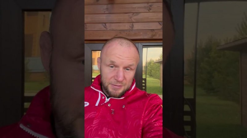 Александр Шлеменко поздравляет с Днем тренера