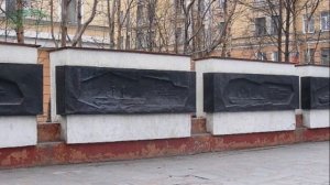 Памятники Мурманска. "Покорителям Арктики"