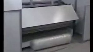 Вакуумная упаковка матраса на фабрике и последующая распаковка