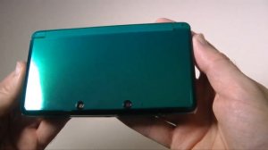 Nintendo 3DS unboxing - aqua blue