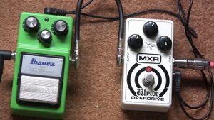 Ibanez TS9 Tubescreamer Vs MXR Zakk Wylde Overdrive Pedal Shootout