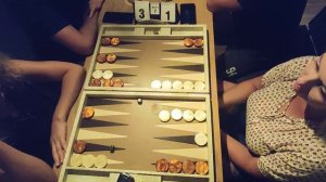 #Нарды | Турнир девушек: блондинки рубяться в короткие нарды (матч №2)