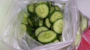 МАЛОСОЛЬНЫЕ ОГУРЦЫ в ПАКЕТЕ!!! Вкусные, ХРУСТЯЩИЕ огурцы за 3 ЧАСА!
