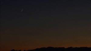 Закат на море и молодой месяц. / Sunset and New Moon.