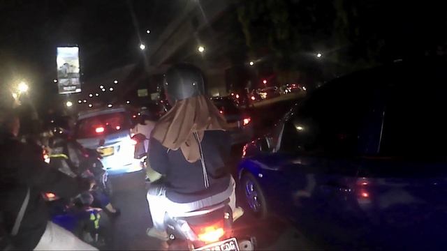 SANG RAJA KING BLUE‼️TERJEBAK KEMACETAN смотреть онлайн