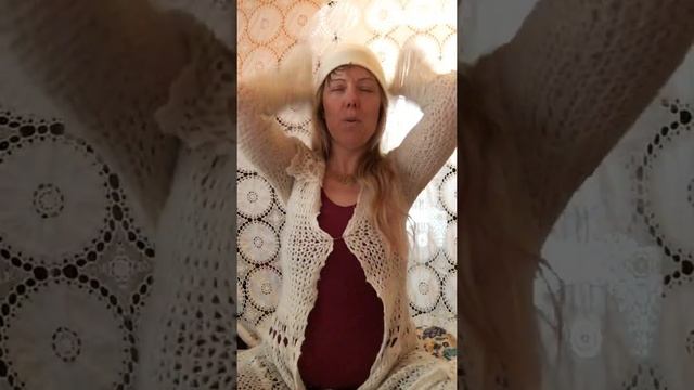 3 minute meditation to strengthen the arcline and clear Karma смотреть онлайн