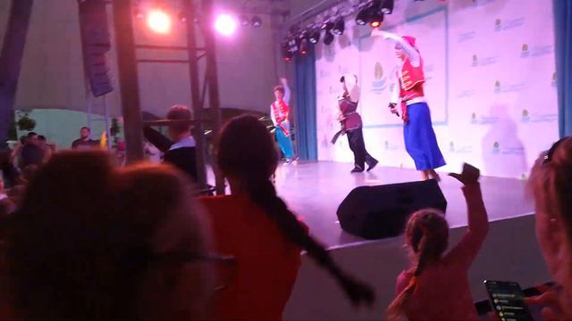 Вечерняя развлекательная программа/ Лазурный берег Анапа