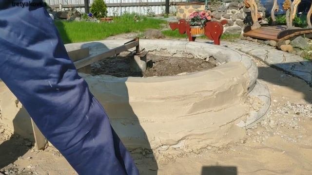 Клумба для цветов своими руками.