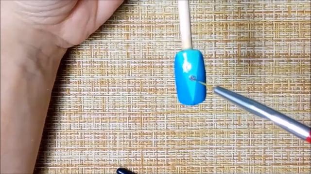 МАНИКЮР ПЕНОЙ в ГОЛУБЫХ ТОНАХ / nail art new bubble / пена & камифубики / мятно голубые тона смотреть онлайн