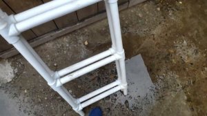 Бассейн, самодельная лестница для бассейна, полипропилен.