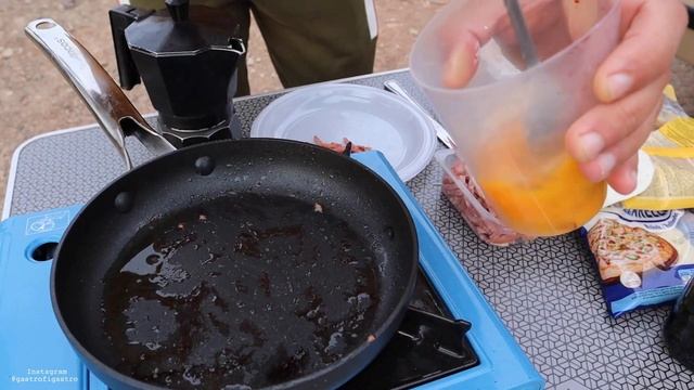 Первый раз пользуюсь душем в автокараване | Сёрфинг в Эль-Пальмар смотреть онлайн