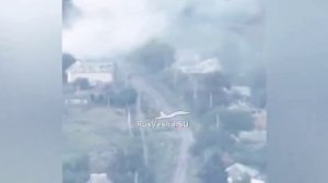 Соледаро-Артемовское_ Работают бойцы 137 полка 106 гв дивизии ВДВ.