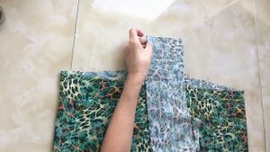 Летние брюки из вискозы.Легкий раскрой и быстрый пошив за пару часов.