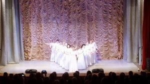 Танец "Встанем"