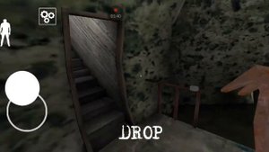 играю в бабку Аллку на практике, уехал на  лодке игра GRANNY 2