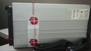 Invertor auto E-AST 3000W 12/24V-220V