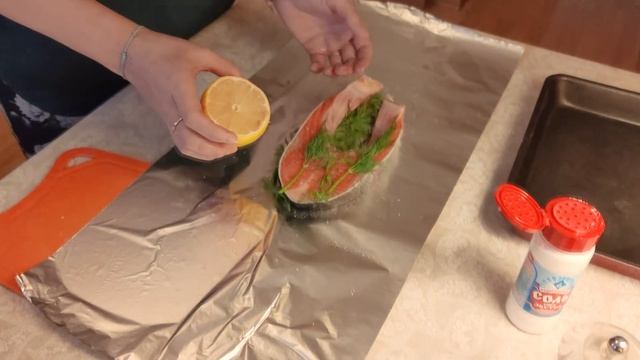 Праздничный рецепт: рыба запечёная в фольге