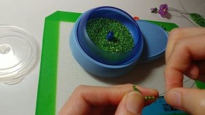 Фиалка из бисера МК от Koshka2015 - цветы из бисера, бисероплетение Часть 2 Чашелистики.  violets