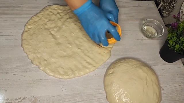 Бауырсаки Воздушные и Вкусные. Бауырсаки на воде, за 20 минут. По Маминому Рецепту! смотреть онлайн