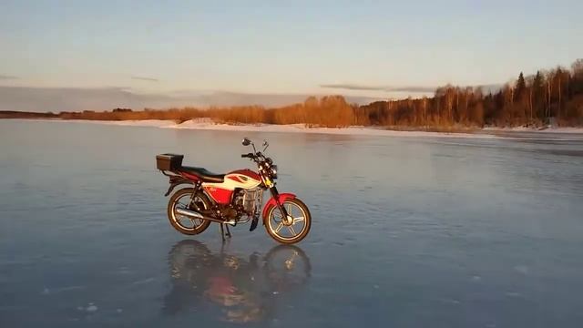 Покатушки по льду Вычегды, дачи Лемью. смотреть онлайн