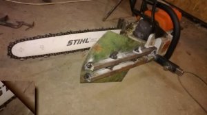 Приспособление для продольного распила леса бензопилой