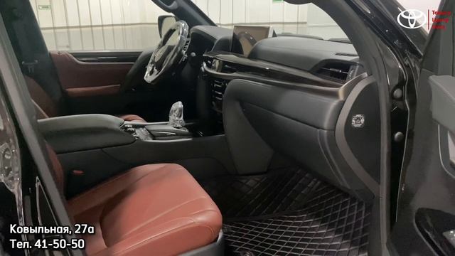 Toyota RAV4, 2017 год смотреть онлайн