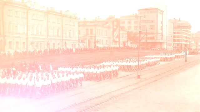 1930-е в Свердловске | Культ личности Сталина, Конструктивизм и Уралмаш