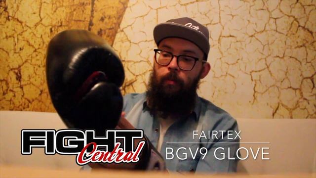 Fight Central Product Review - Fairtex FBGV9 Mexican Boxing Glove смотреть онлайн