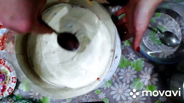 КАК КЛЕИТЬ САХАРНУЮ КАРТИНКУ НА ТОРТ. ТОРТ ДЛЯ ПРИНЦЕССЫ