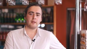 Управляющий кафе рассказывает про онлайн кассу Вики Мини. Отзыв о кассе Вики мини