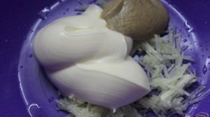 Жареные куриные бедра с чесноком