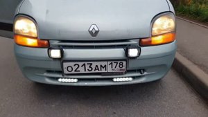 Продам рено кенгу 2002 год