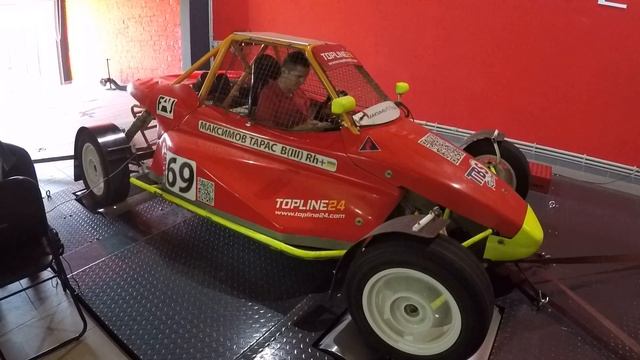 Crosscar in UPsolute смотреть онлайн