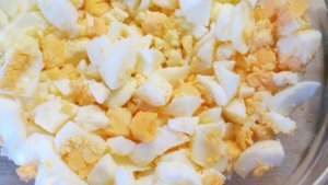 Салат с сайрой