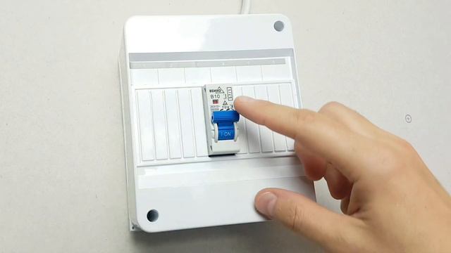 JAK ZLIKWIDOWAĆ ŻARZENIE SIĘ ŻARÓWKI ŚWIETLÓWKI LED 230V 50Hz? Montaż kondensatora do lampy смотреть онлайн