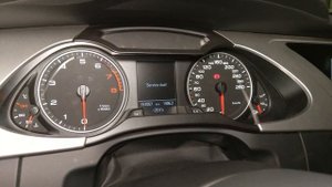 Масляный щуп от MIN до MAX Audi A4 B8 CDNC