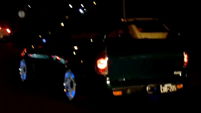 Camioneta fluorescente смотреть онлайн