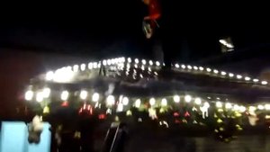 Поливаем водой гирлянду белт-лайт (belt-light)