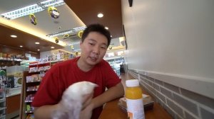 ЗАВТРАК В МАГАЗИНЕ, Китай, Гуанчжоу, Family mart